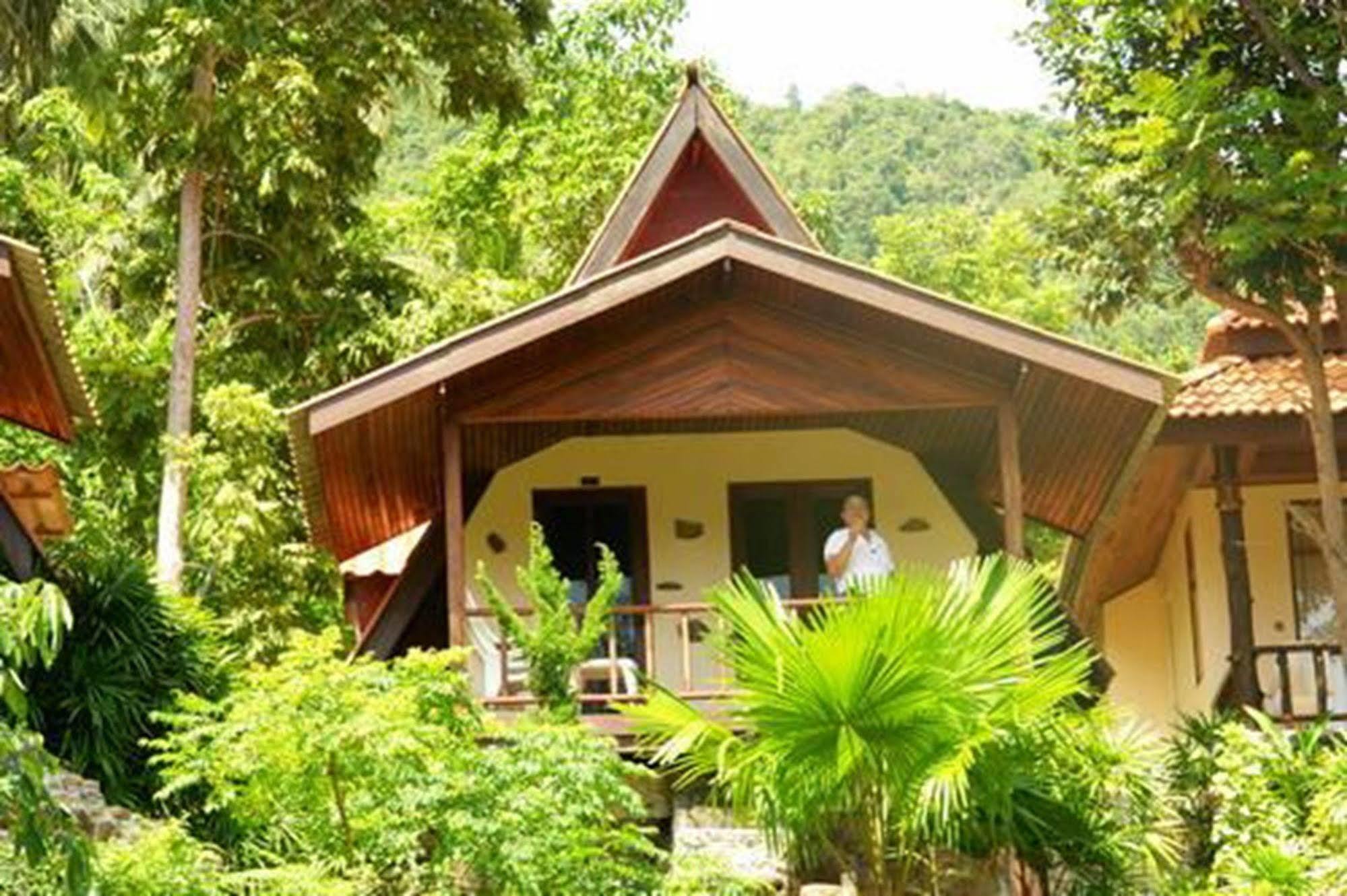 Buritara Resort, Phangan Island โฉลกหลำ ภายนอก รูปภาพ